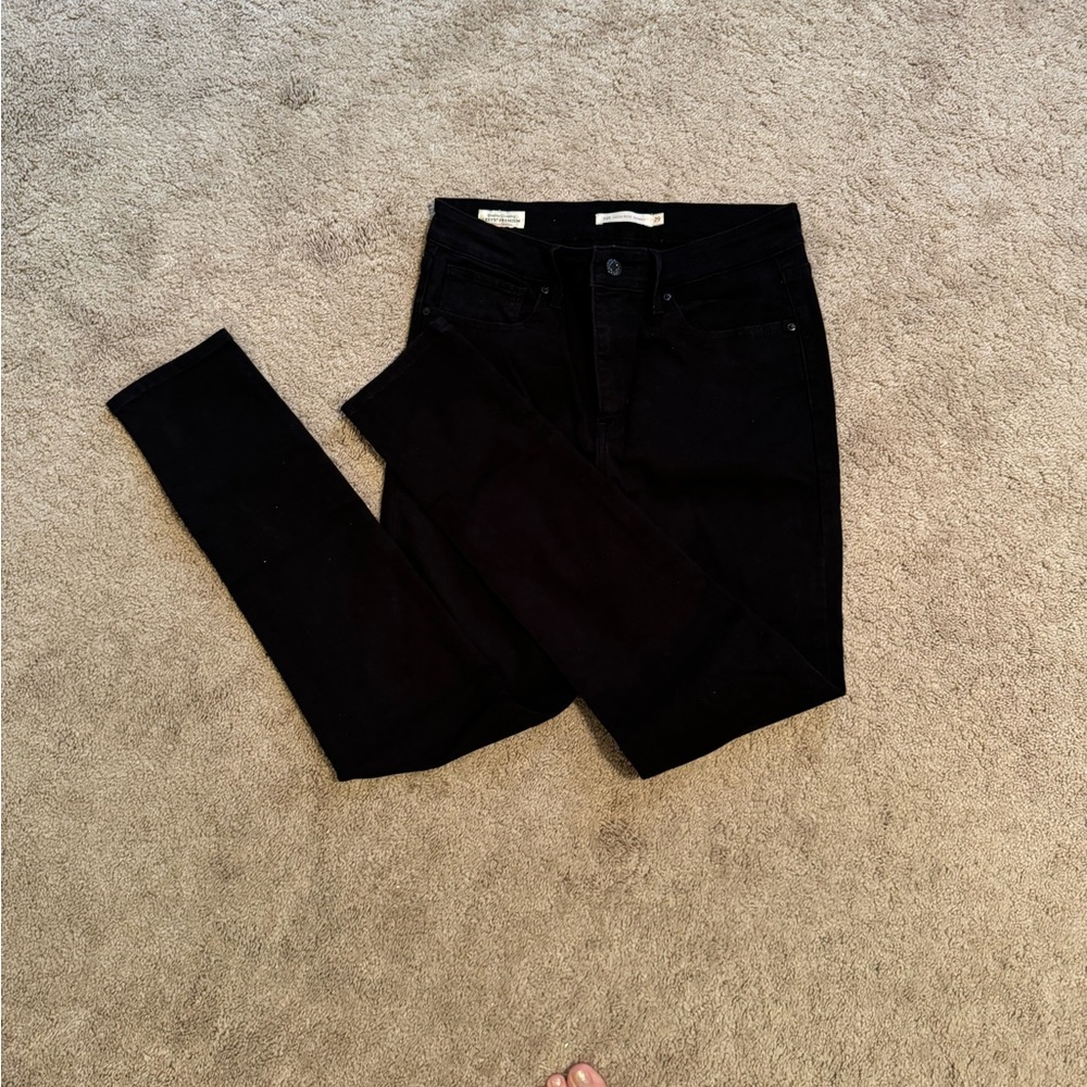 Levi’s high rise skinny, black, size 29